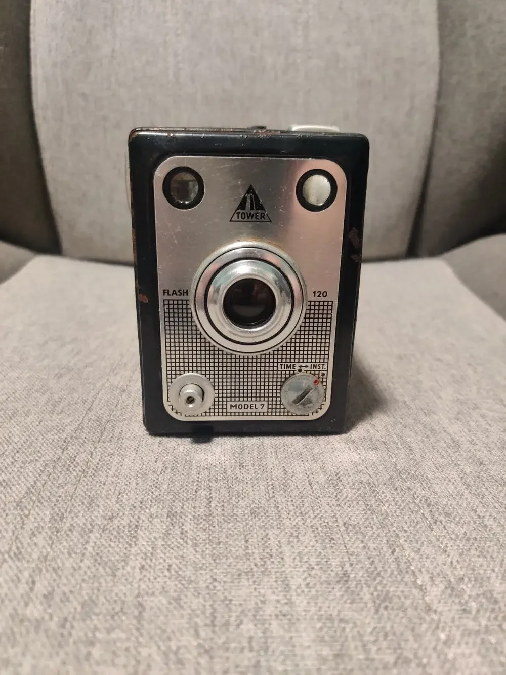 Vintage Tower Model 7 Box Camera - UNTESTED